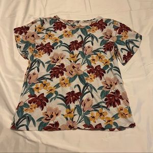 ✨SALE✨ Floral Print Tshirt Loft Vintage Soft